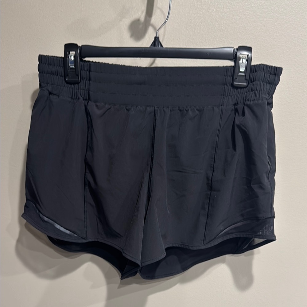 Lululemon size 20 Black Women's running Shorts